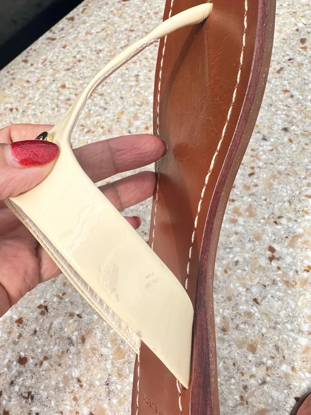 Tory Burch Cream Patent Leather Miller Thong Sandals Sz 8